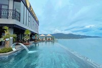 Peninsula Hotel Danang